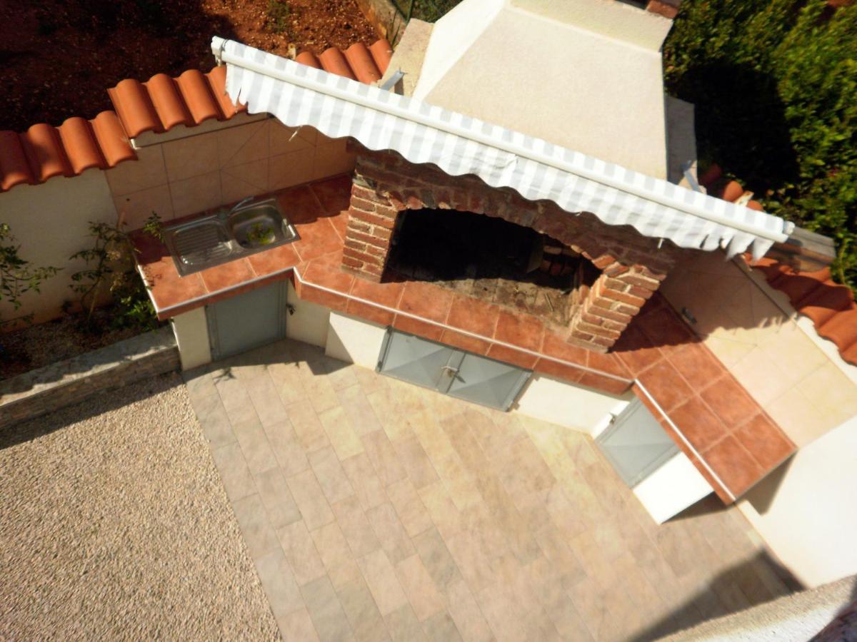 Apartments Lana And Lili Preko Exterior photo